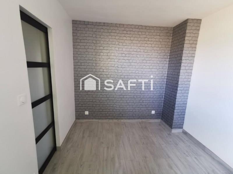 Maison - 99 m² - 6 pièces