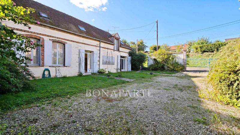 Maison - 246 m² - 8 pièces