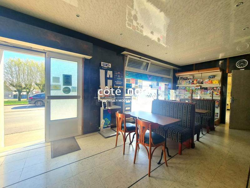 Maison - 225 m² - 10 pièces