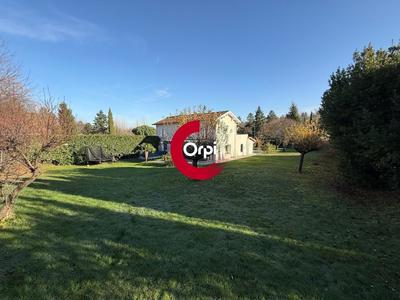 Maison - 180 m² - 5 pièces