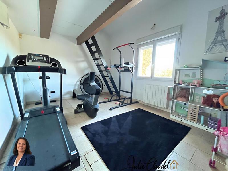 Maison - 190 m² - 6 pièces