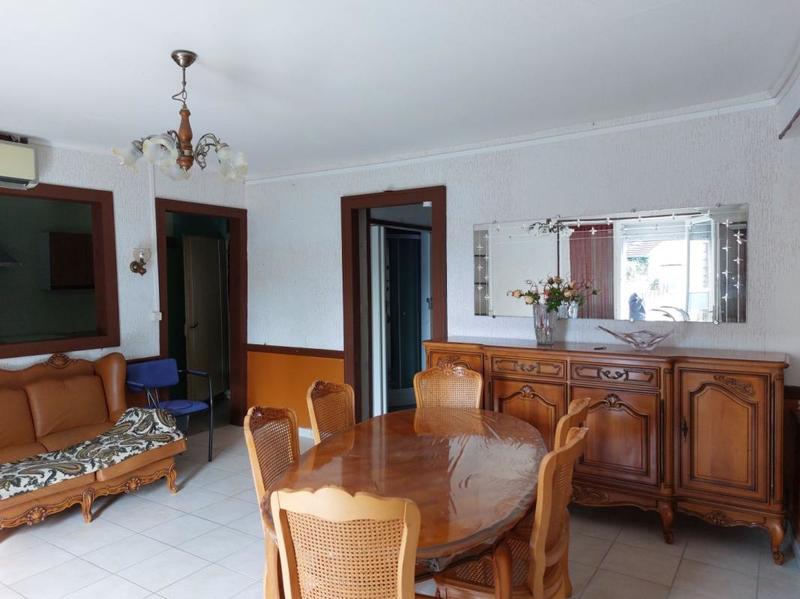 Maison - 92 m² - 5 pièces