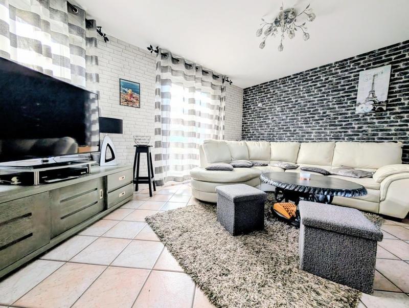 Maison - 95 m² - 4 pièces