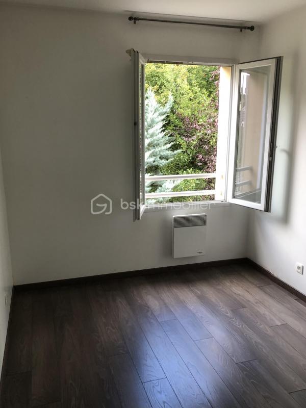 Maison traditionnelle - 93 m² - 6 pièces