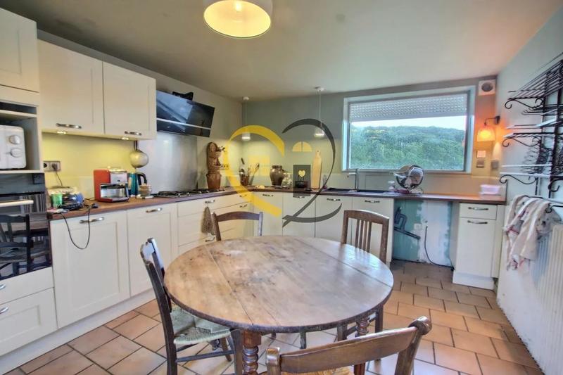 Ferme - 212 m² - 8 pièces