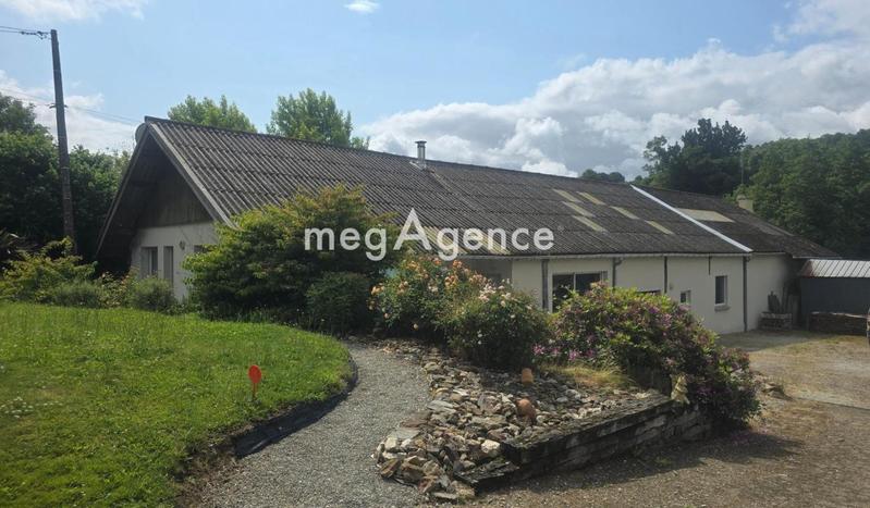 Maison - 315 m² - 5 pièces