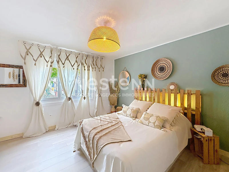 Maison - 104 m² - 4 pièces