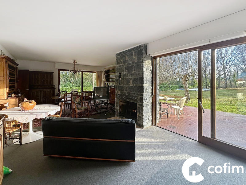 Maison - 172 m² - 7 pièces