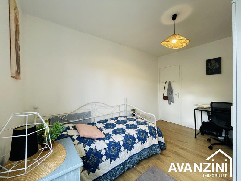 Appartement - 80 m² - 4 pièces