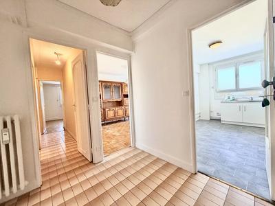 Appartement - 70 m² - 4 pièces