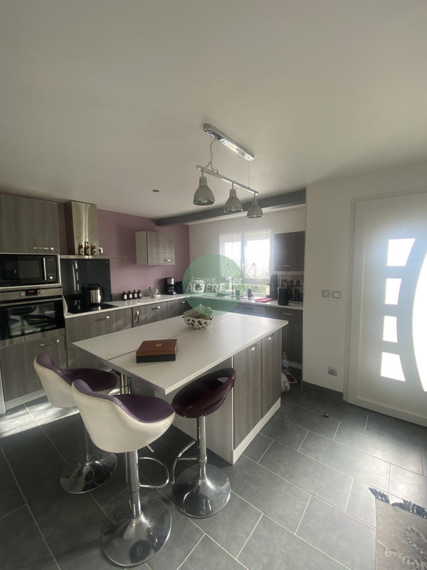 Maison - 105 m² - 6 pièces