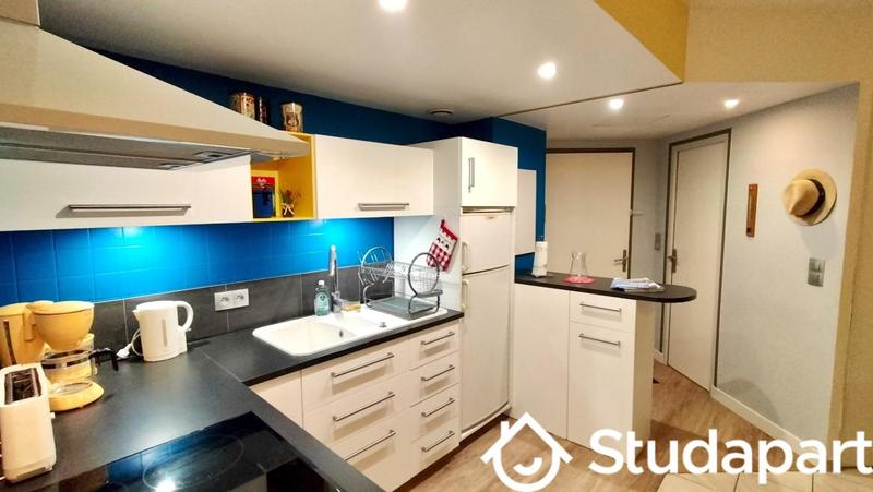 Chambre - 10 m² - 1 pièce