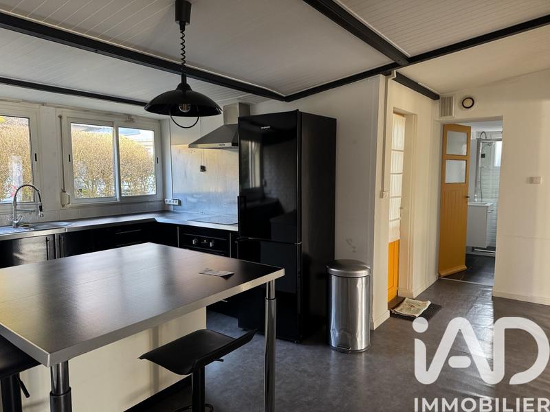 Maison - 93 m² - 4 pièces