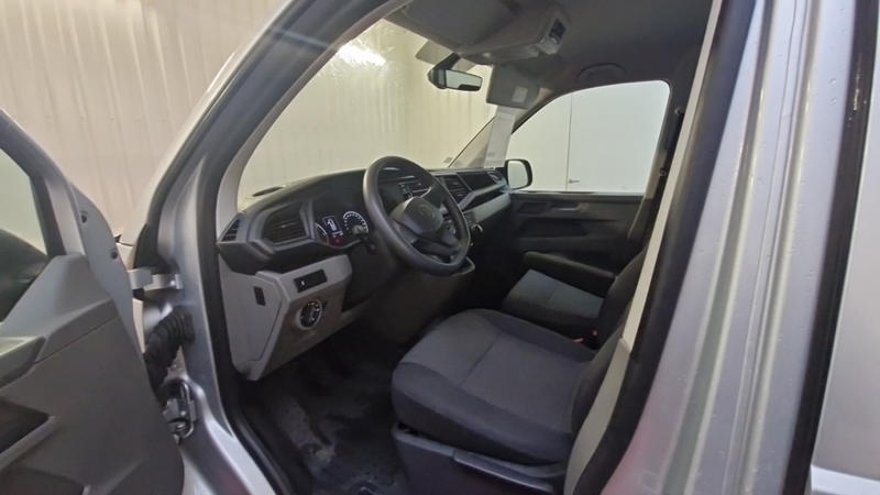 Volkswagen Transporter 2.0 TDi 110 L2h1 Business