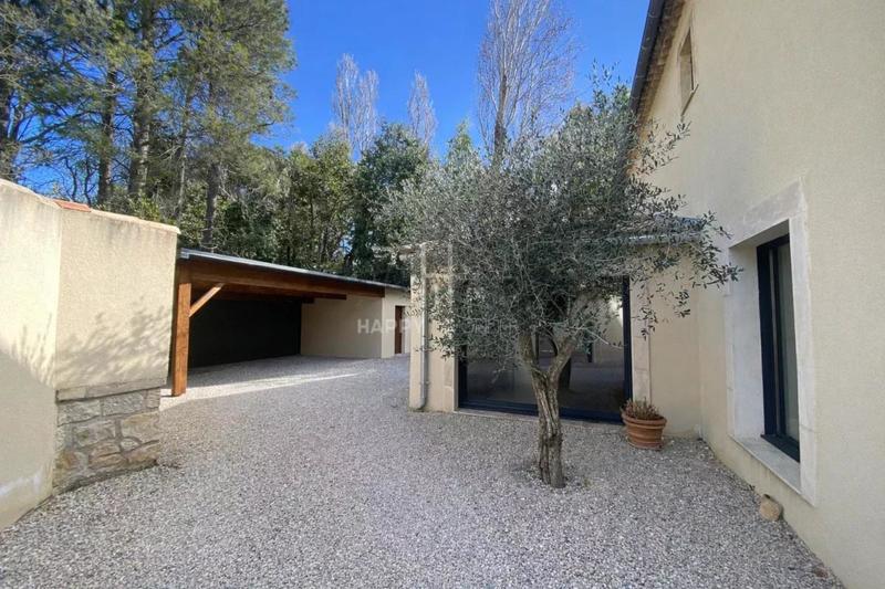 Maison - 180 m² - 7 pièces