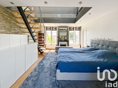 Maison - 247 m² - 10 pièces