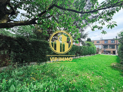 Maison - 90 m² - 7 pièces