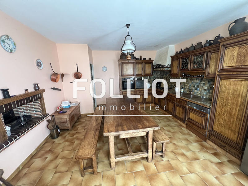 Maison - 163 m² - 8 pièces