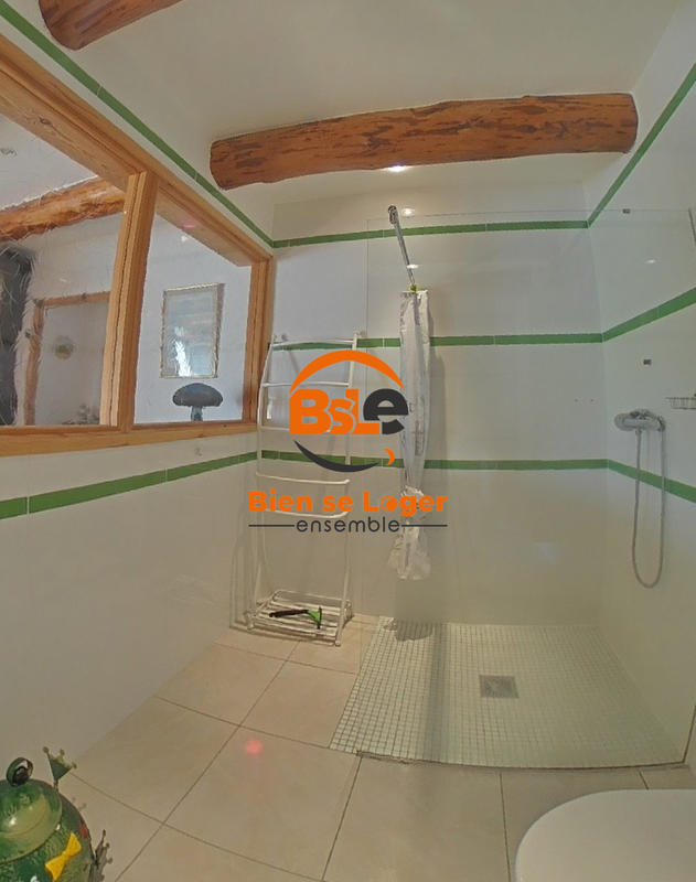 Maison - 282 m² - 11 pièces