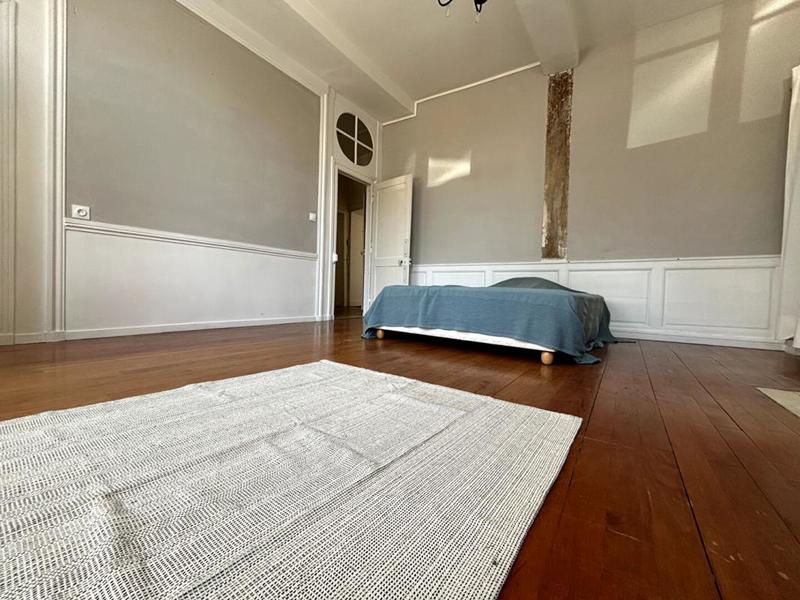 Maison - 180 m² - 6 pièces