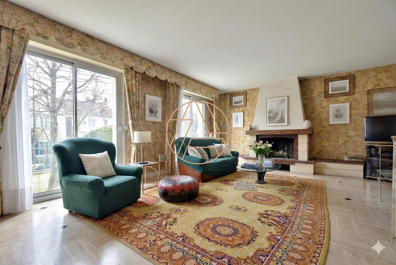 Maison - 160 m² - 7 pièces