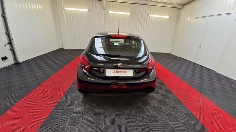 Peugeot 208 affaire Puretech 82 s&amp;S Premium Pack