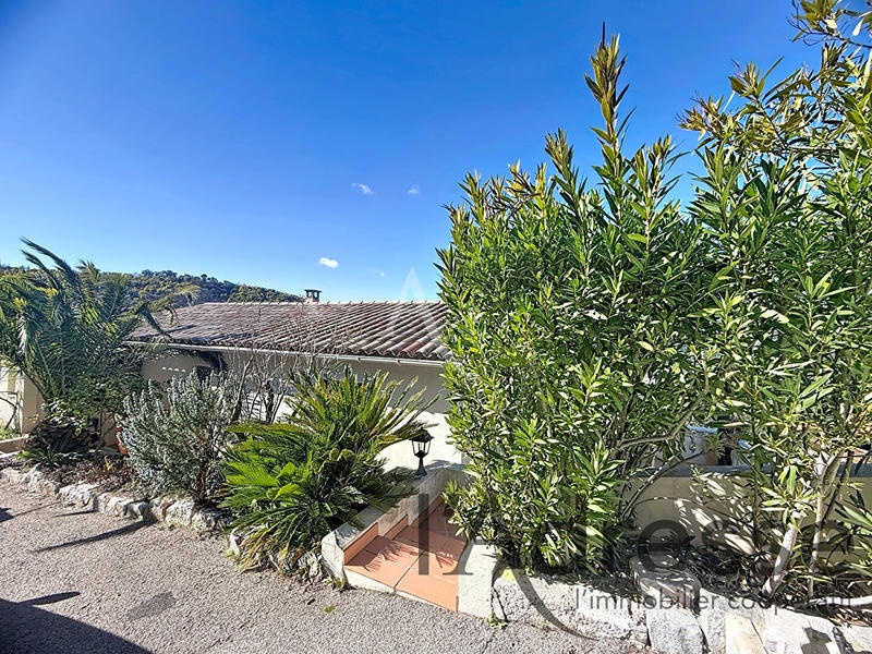 Villa - 130 m² - 5 pièces