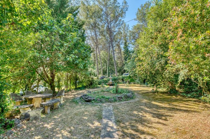 Bastide - 430 m² - 7 pièces