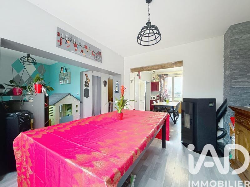 Maison - 97 m² - 5 pièces