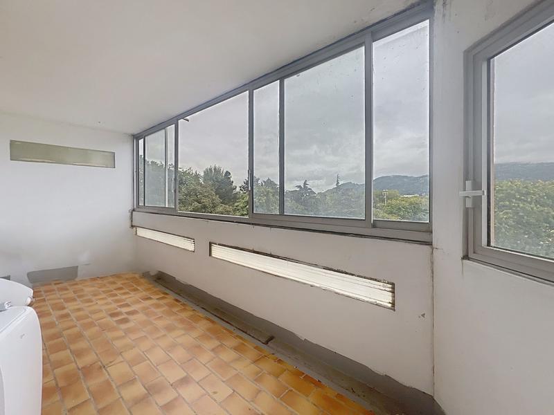 Appartement - 107 m² - 5 pièces