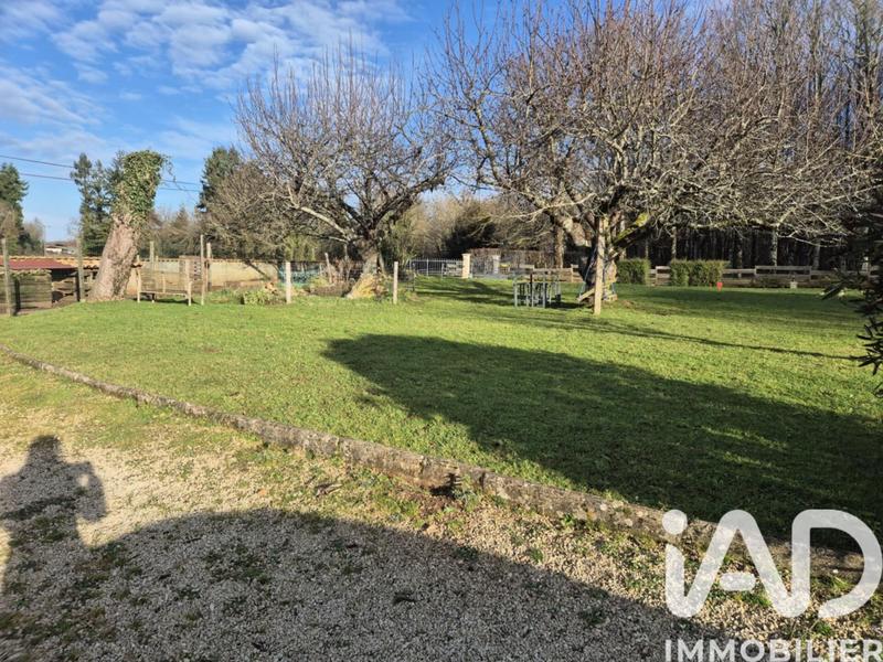 Maison - 219 m² - 8 pièces