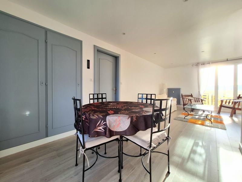 Appartement - 87 m² - 5 pièces