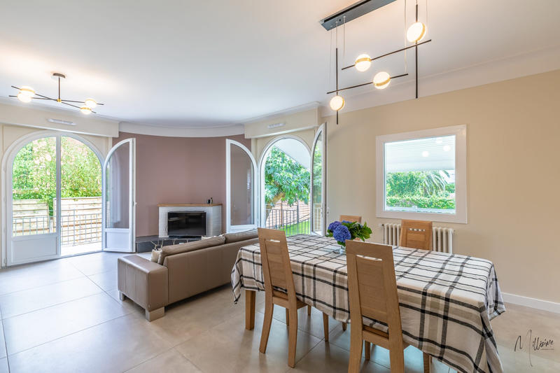 Maison - 138 m² - 6 pièces