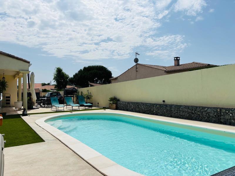 Maison - 140 m² - 5 pièces