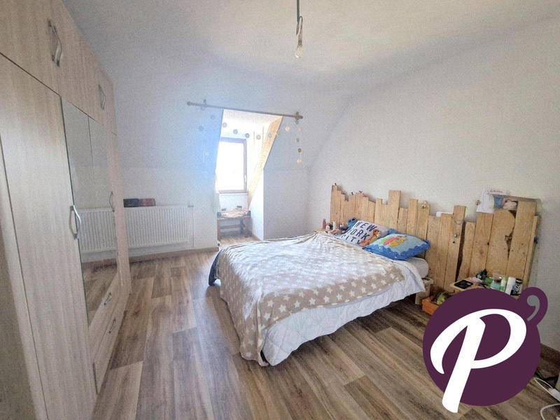 Maison - 239 m² - 5 pièces