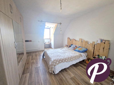 Maison - 239 m² - 5 pièces