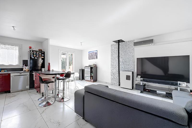 Maison - 83 m² - 4 pièces