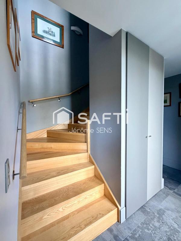 Maison - 178 m² - 6 pièces
