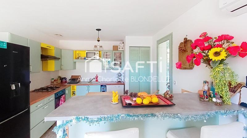 Maison - 97 m² - 5 pièces