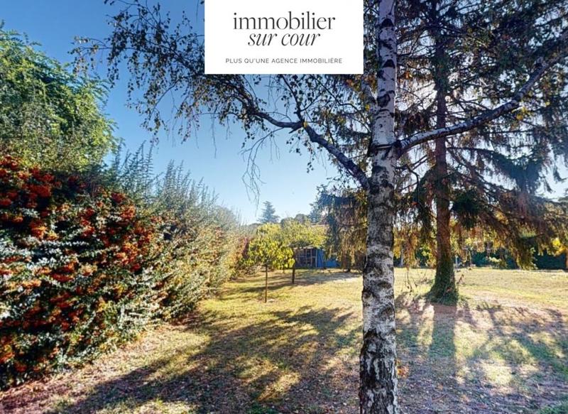 Terrain constructible - 588 m²