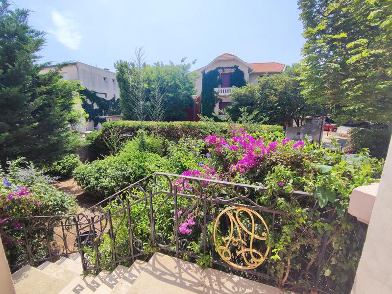 Maison ancienne - 195 m² - 8 pièces