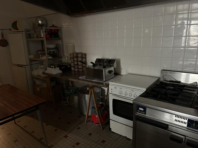 Fonds de commerce - 200 m²