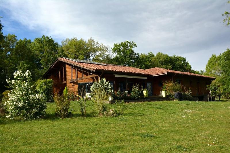 Maison - 170 m² - 7 pièces