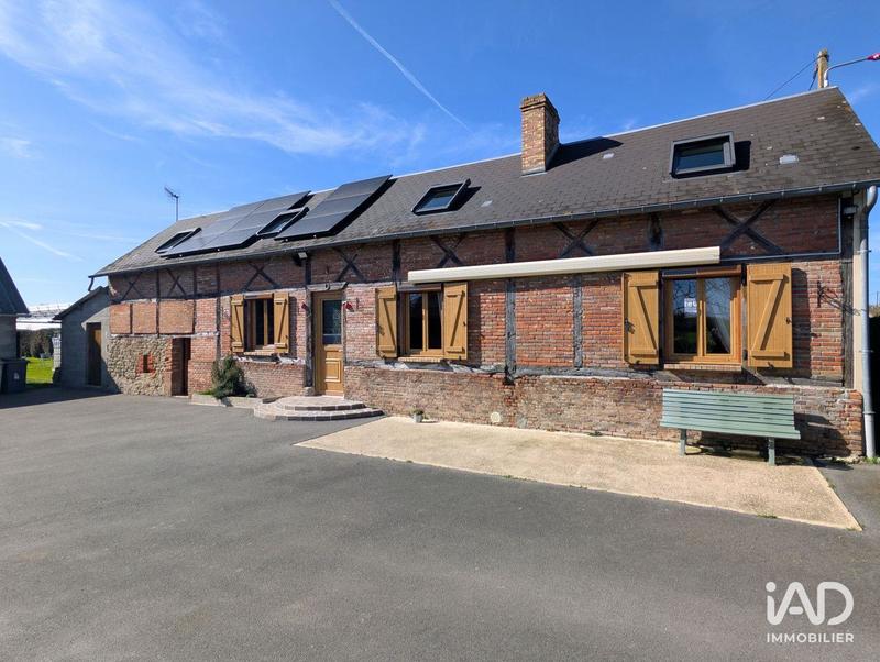 Maison - 95 m² - 5 pièces