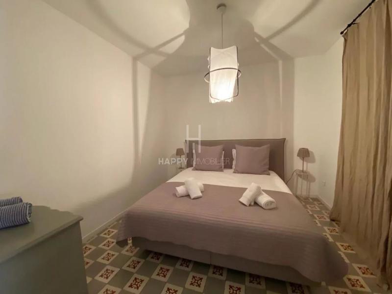 Mas - 242 m² - 8 pièces