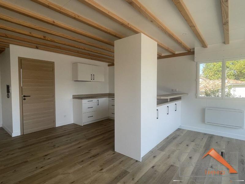 Maison - 102 m² - 4 pièces
