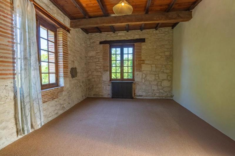 Propriété - 186 m² - 5 pièces