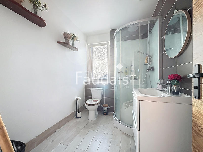 Maison - 102 m² - 6 pièces