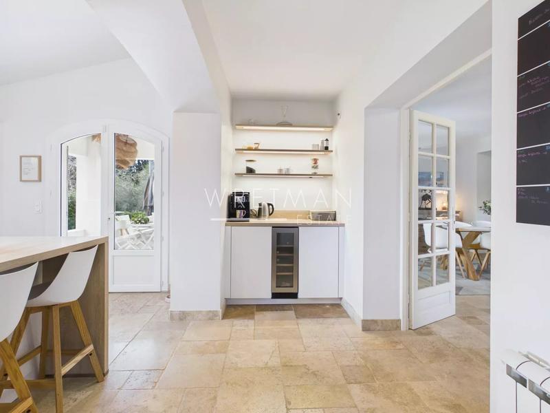 Villa - 240 m² - 7 pièces