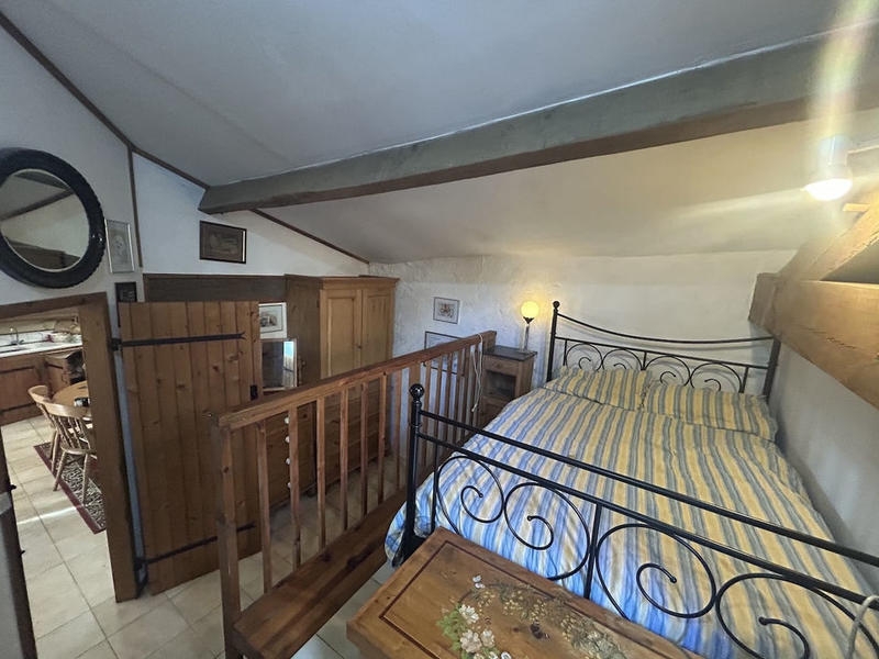 Maison - 273 m² - 15 pièces